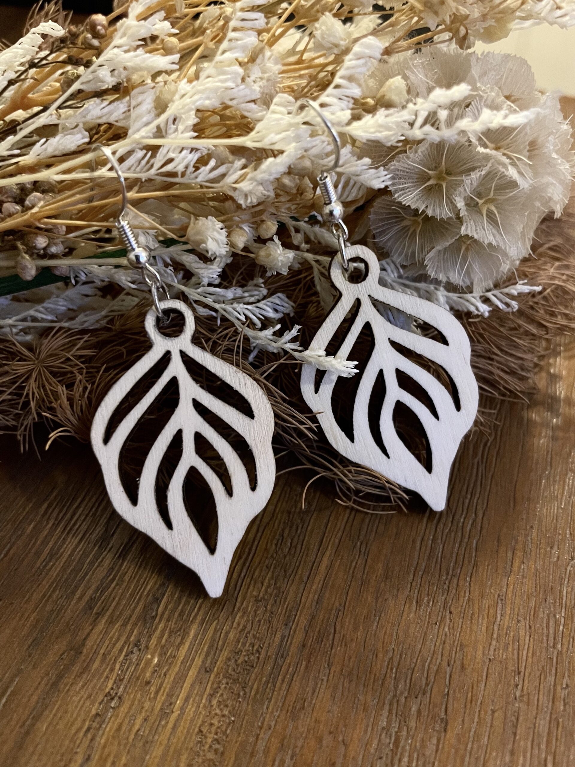 Julie-Cohn-Ginkgo-Earrings-2_1200x1200.jpg?v=1637711656